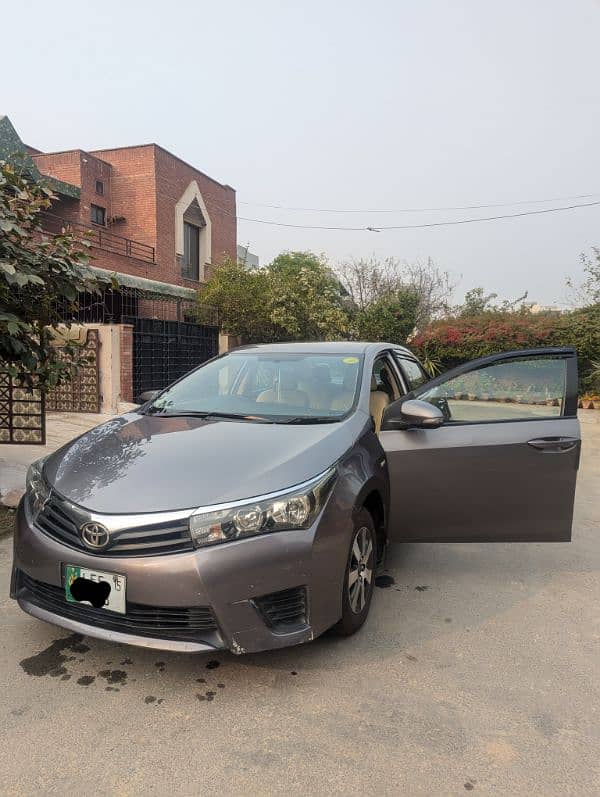 Toyota Corolla GLI 2015 Urgent Sale 1