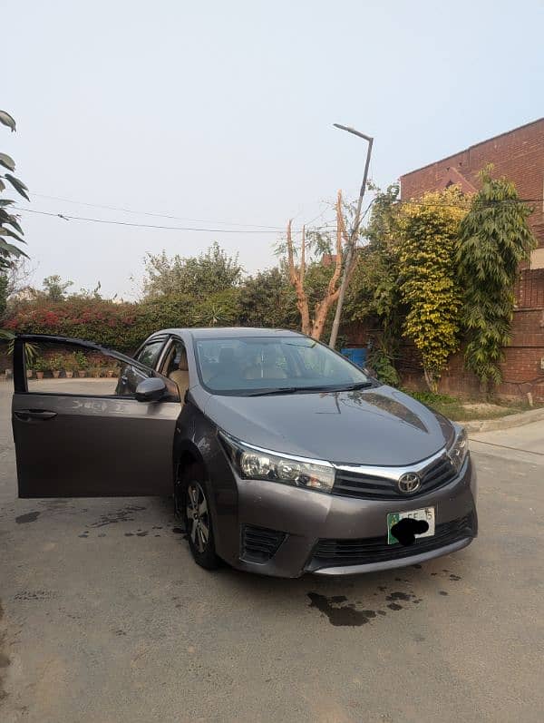 Toyota Corolla GLI 2015 Urgent Sale 2