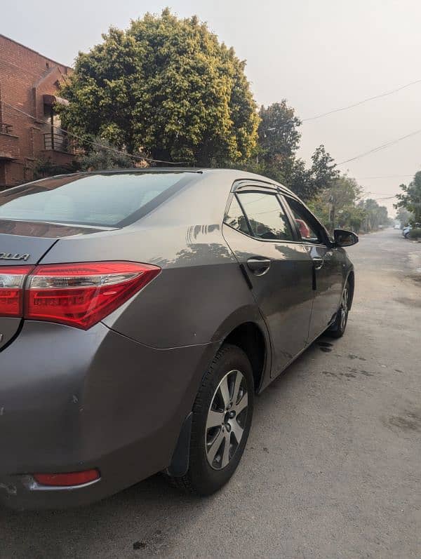 Toyota Corolla GLI 2015 Urgent Sale 6