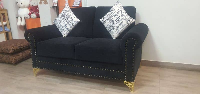 2 seater sofa brand new 1