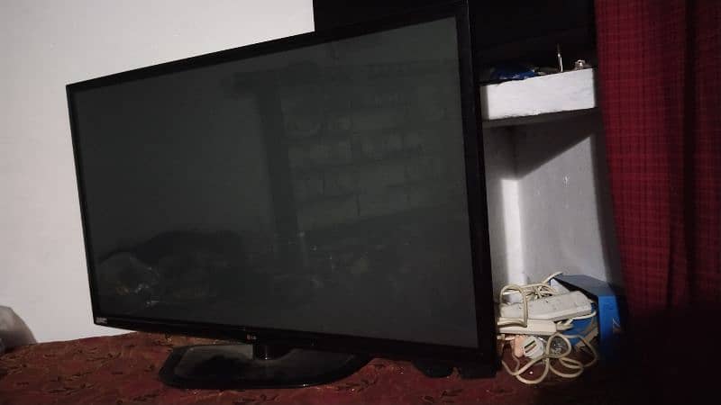 LG 50" Plasma HDTV 1