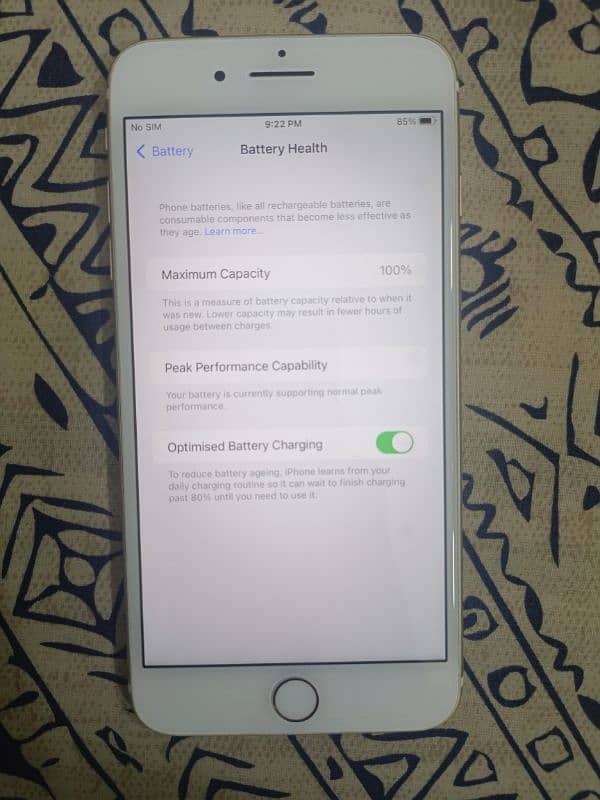 Iphone 7 plus. In just like a new condition. PTA approved phone. 6