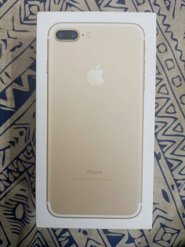 Iphone 7 plus. In just like a new condition. PTA approved phone. 7