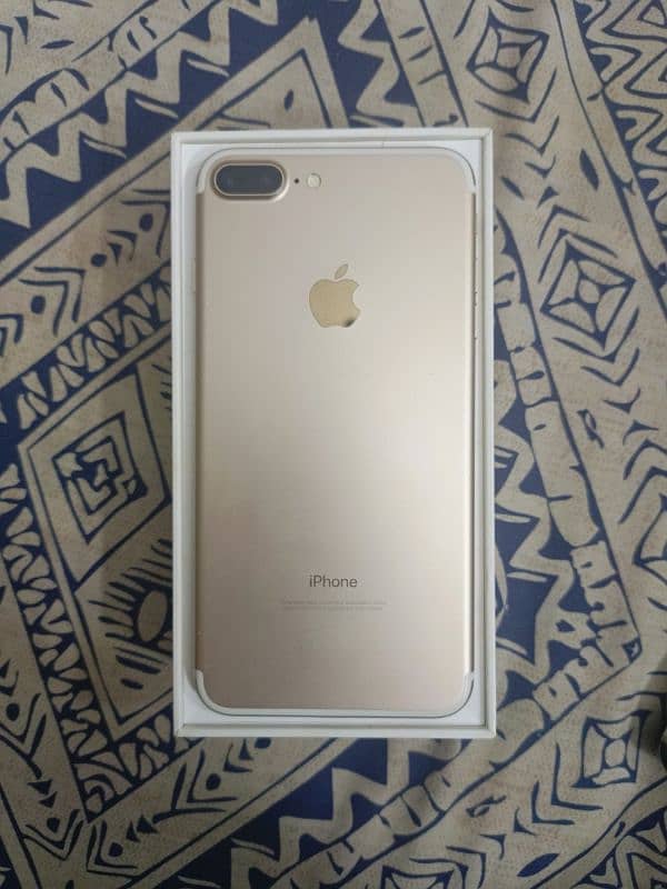 Iphone 7 plus. In just like a new condition. PTA approved phone. 8