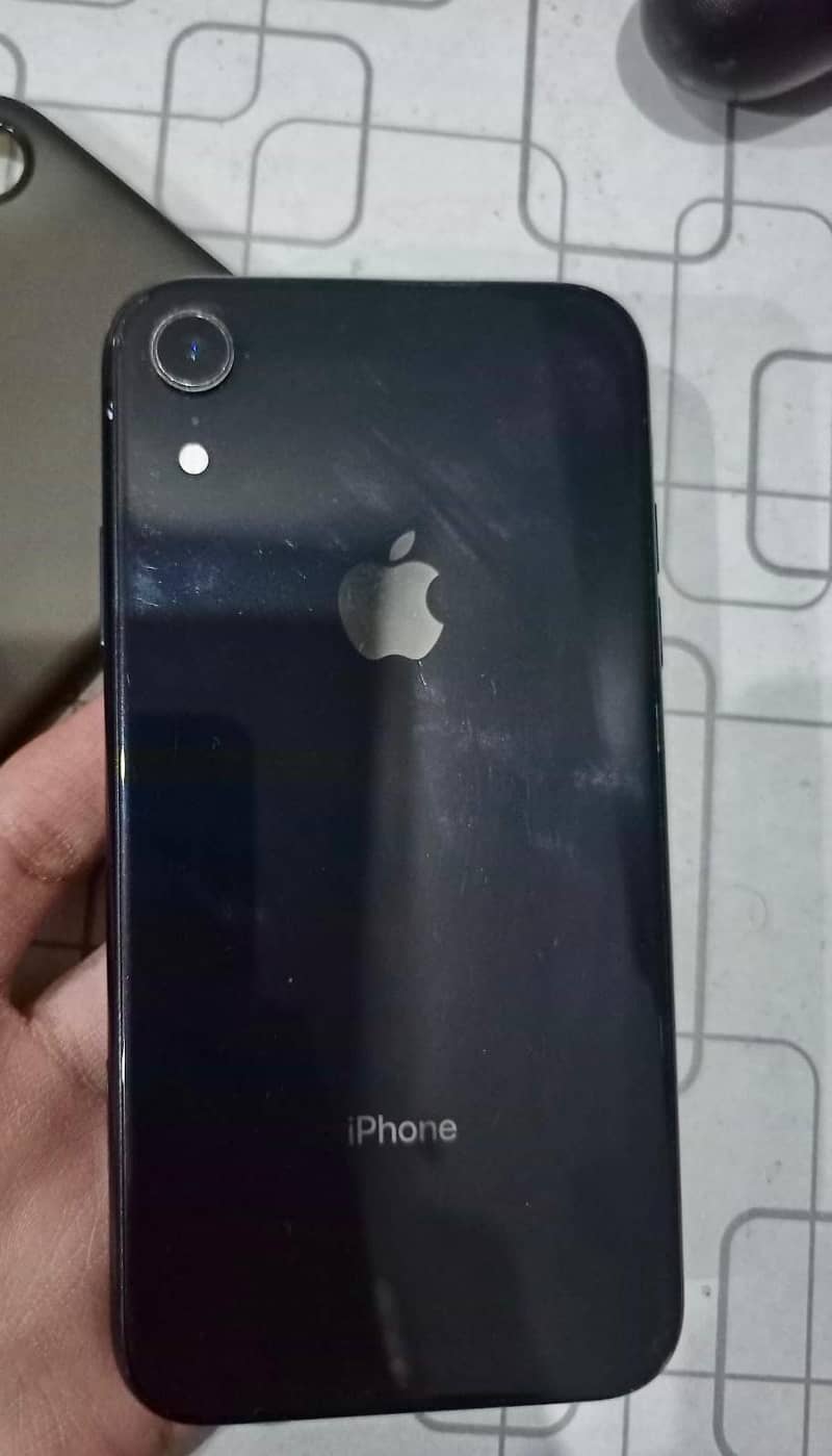 iPhone XR jv 1