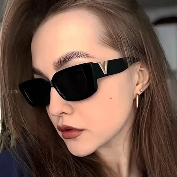 Vintage-Inspired Rectangle Frame Fashion Shades for Women !! <3 0