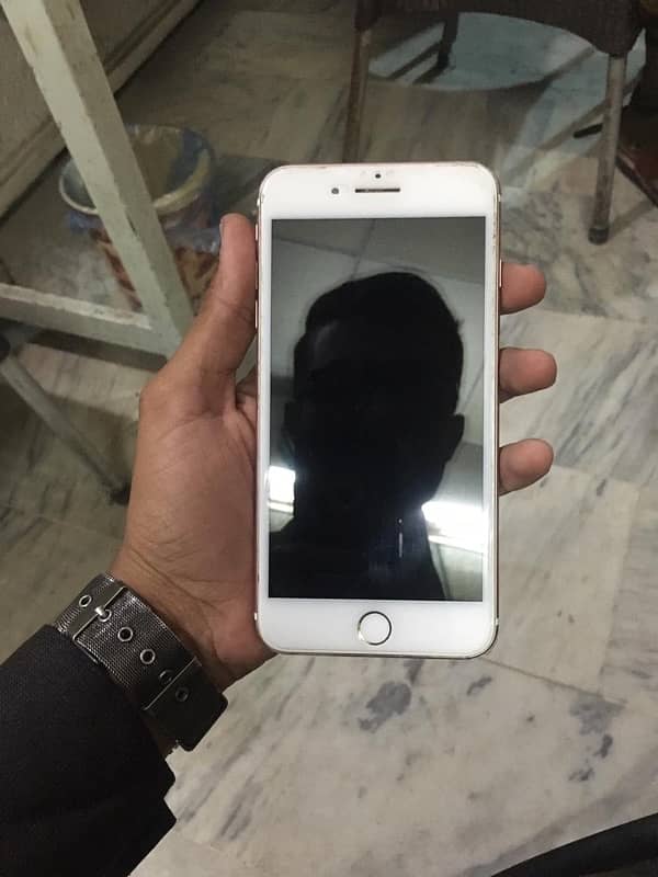 iPhone 7plus 32gb pta approved 1