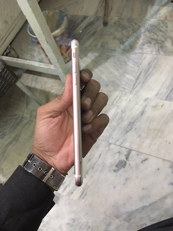 iPhone 7plus 32gb pta approved 3