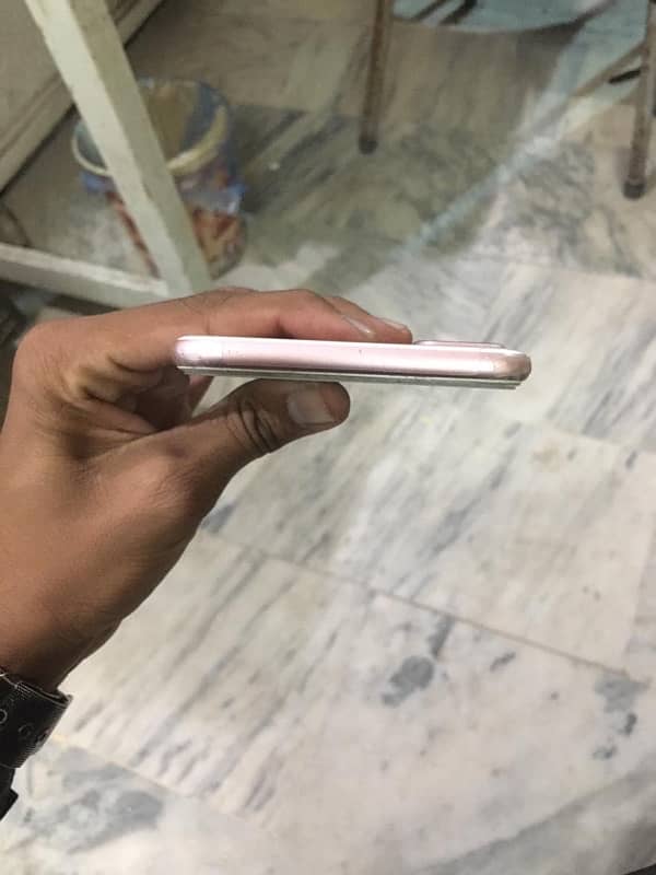 iPhone 7plus 32gb pta approved 4