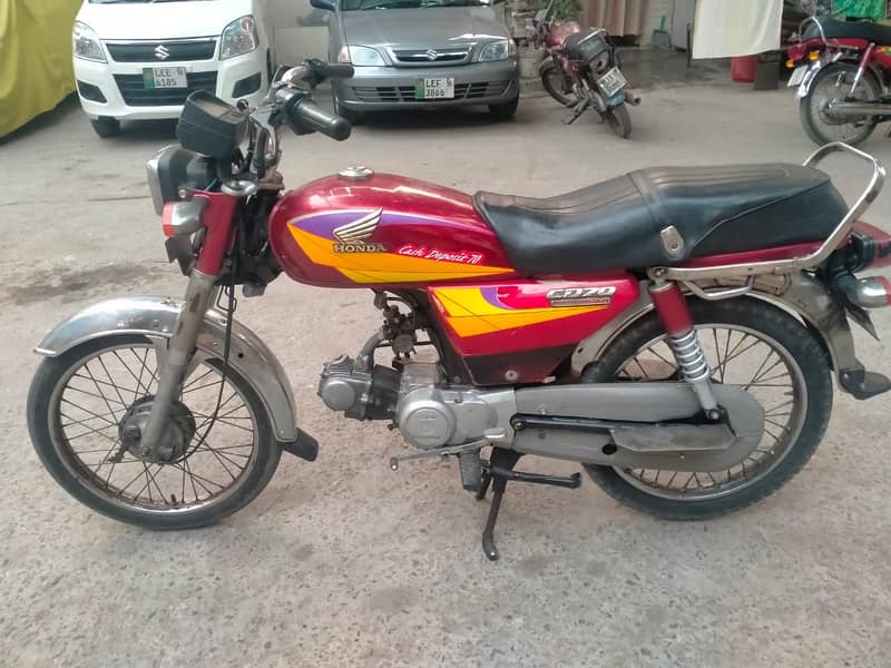 Honda cd 70 8