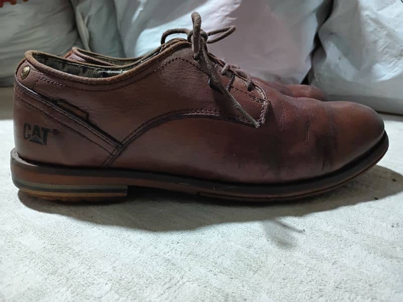 Caterpillar Original Shoes for Sale - Excellent Condition 1