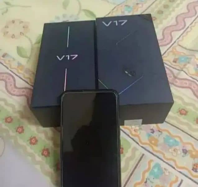 vivo v17 1