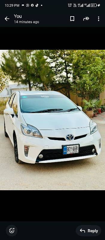 Toyota Prius 2015 3