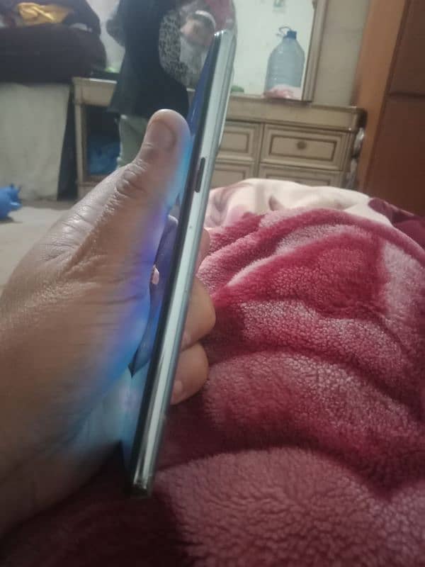 Oppo Reno 6  8+4 gb 128gb only mobile hai PTA official approved 9