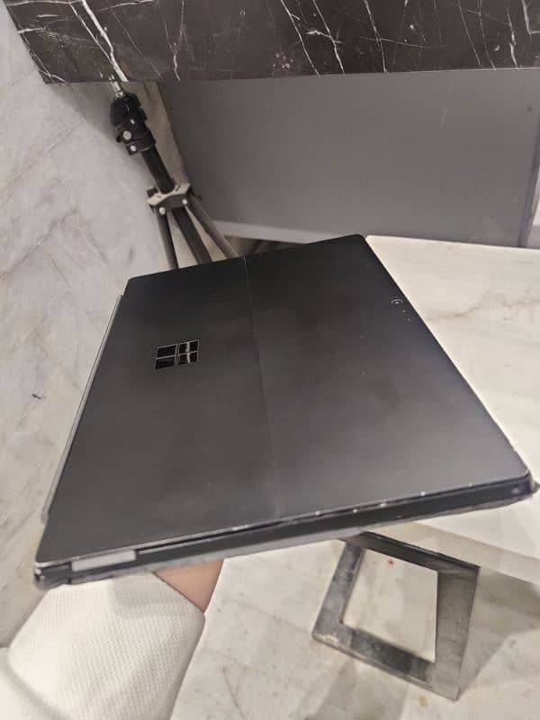 Microsoft Surface Pro 6 Black Limited Edition 0