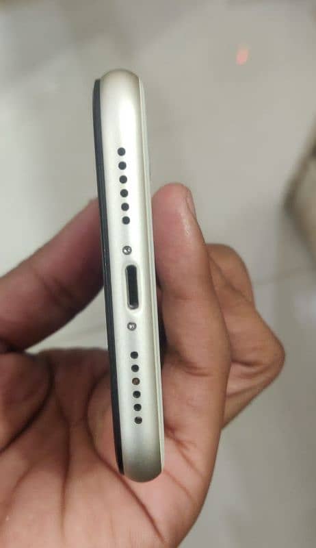 iphone 11 128 gb 3