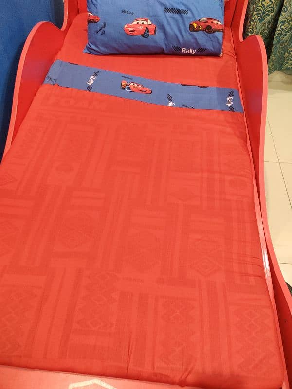 kids Ferrari car  bed for sale 1