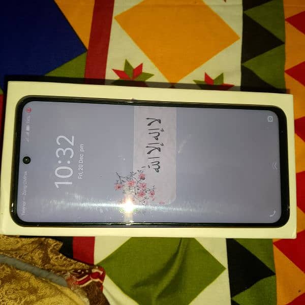 vivo y 28 2month used good condition 10/10 1