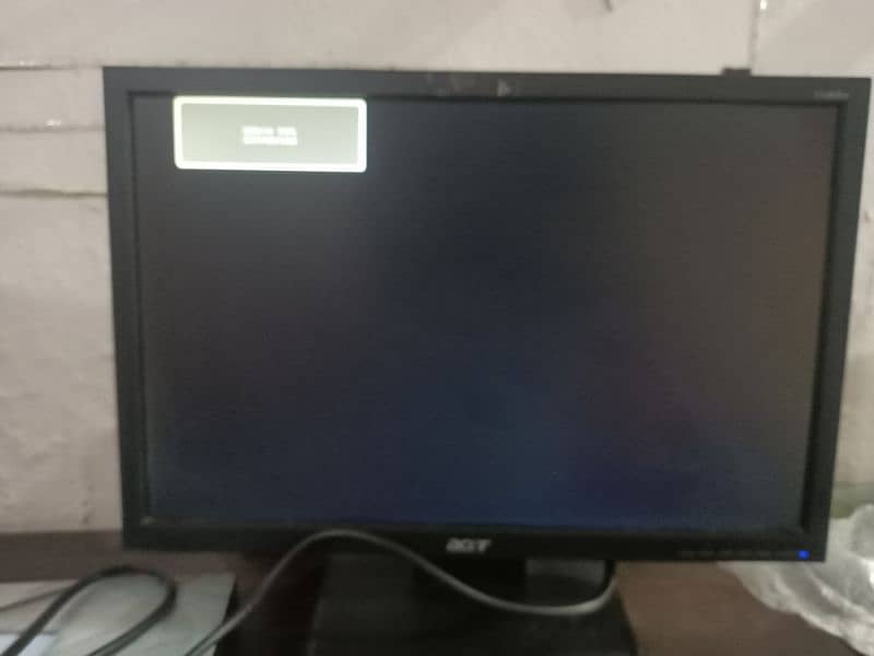 Acer LCD monitor computer desktop all ok. 0