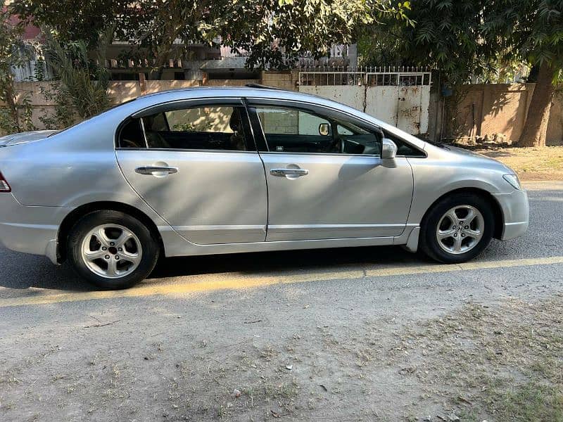 Honda Civic Oriel prosmatic 2010 Sun Roof Full option 4