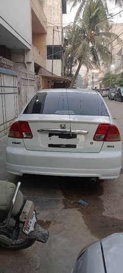 Honda Civic EXI 2004