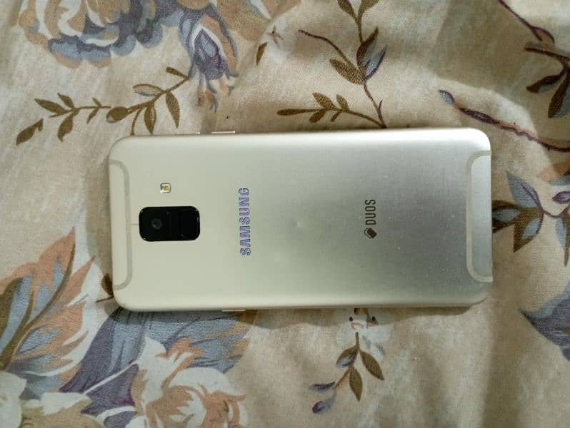 Samsung Galaxy A6 0