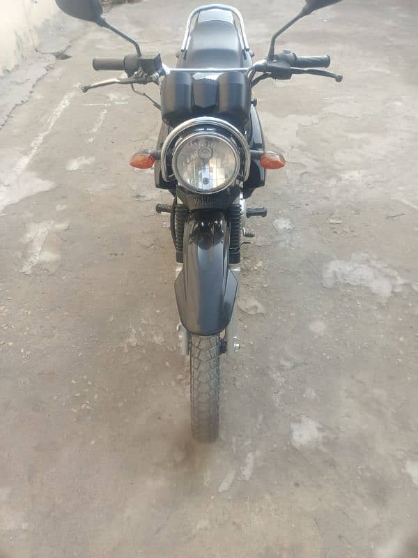 Yamaha YBR-G 2022 5