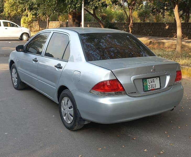 Mitsubishi Lancer 2005 6