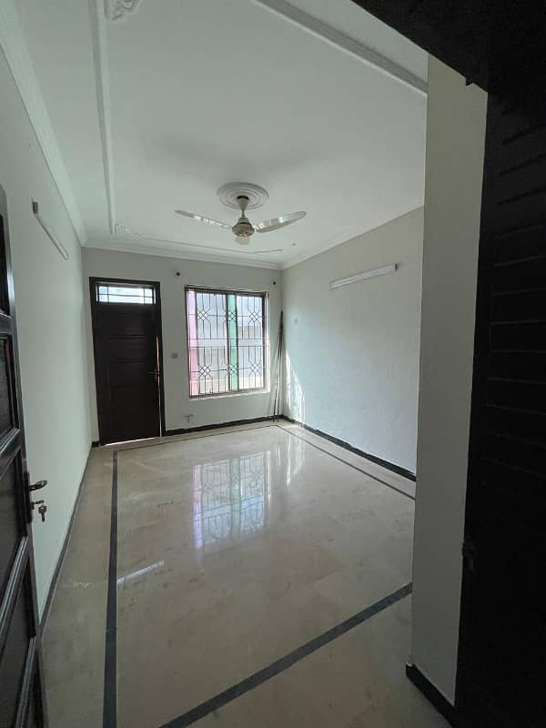 30x60 Double Storey House For Sale In G-13/2 Islamabad 5