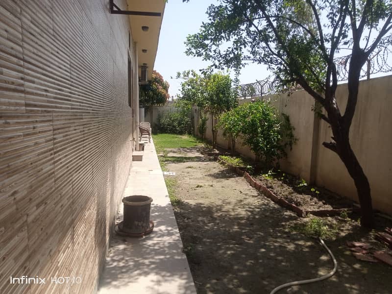 60x90 (Kenal) Double Story House for Sale in Sector D-18 ECHS Islamabad. 26