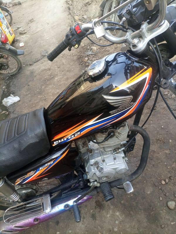 Honda 125 2017 sukkar number 0322+2277+546 2