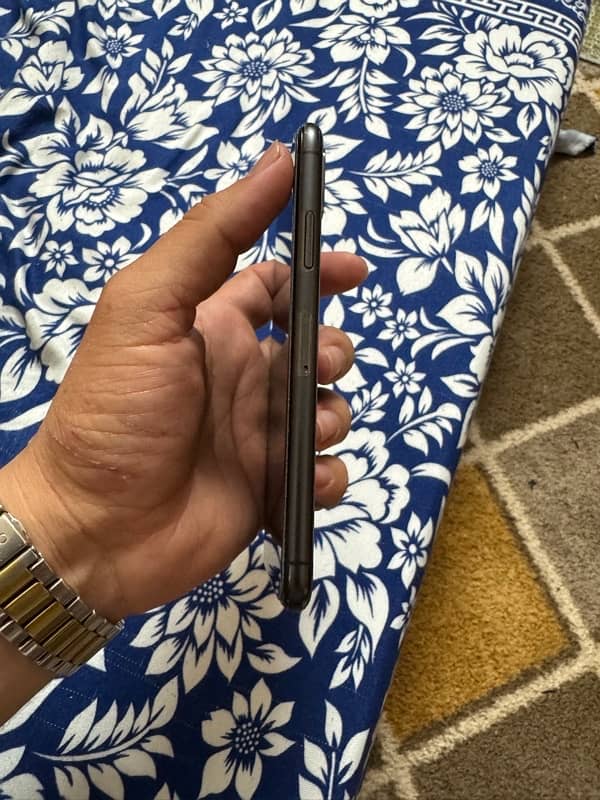 Iphone XS 64GB (NON PTA) 3