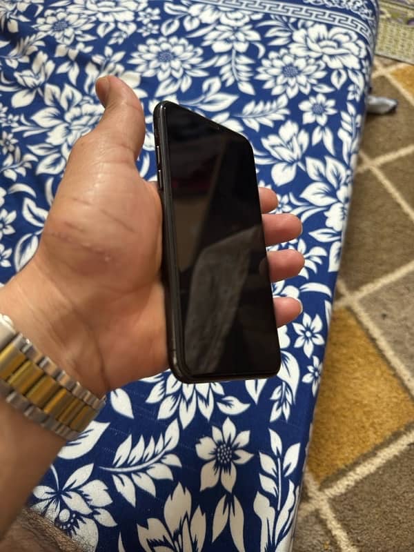 Iphone XS 64GB (NON PTA) 6