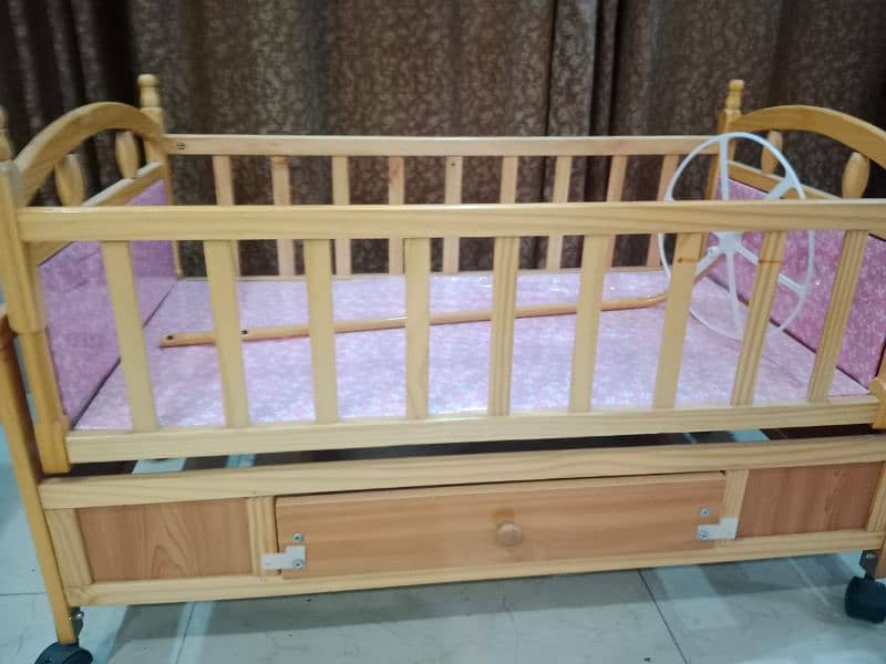 baby swing wooden(New condition) 7