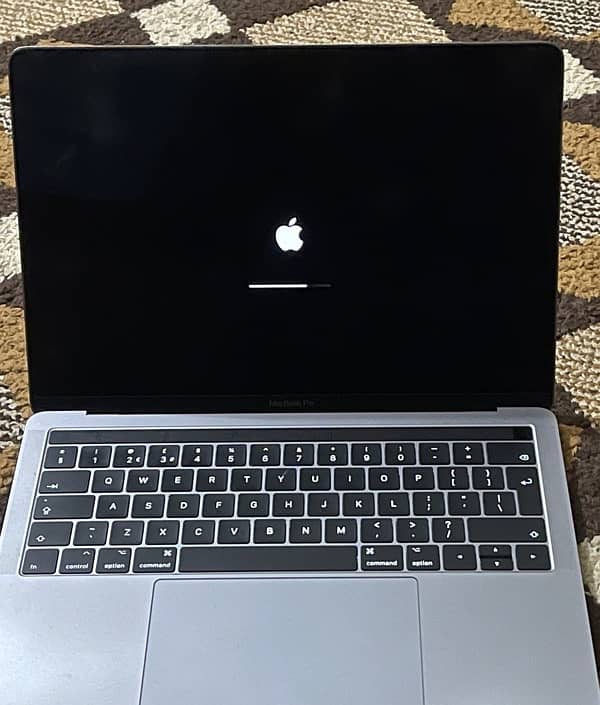 MacBook Pro 2017 13 inch 2