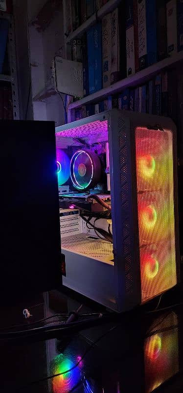 Core i5 9400F , RX 570 , 16Gb ram 4