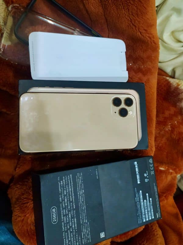 iPhone 11 pro Non PTA 256gb 1