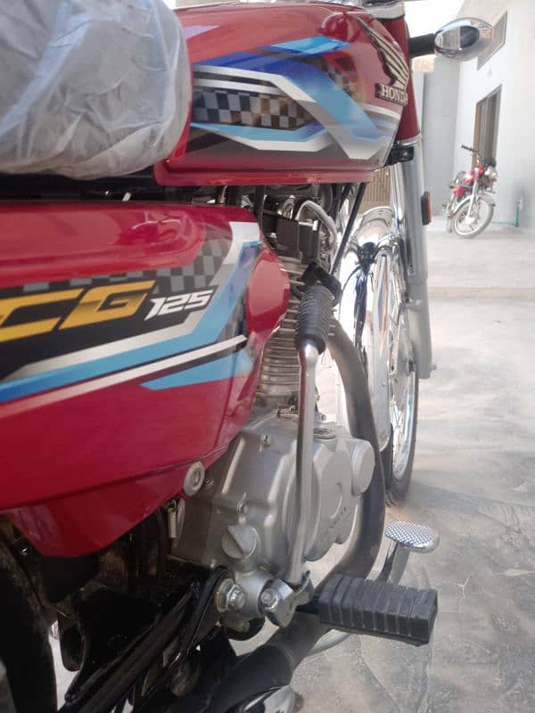 Honda 125 bike for sale contact num 03362411982 12