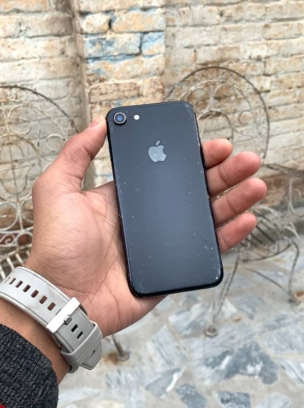 iPhone 7 128gb Block all ok exchange posible 03169109320 1