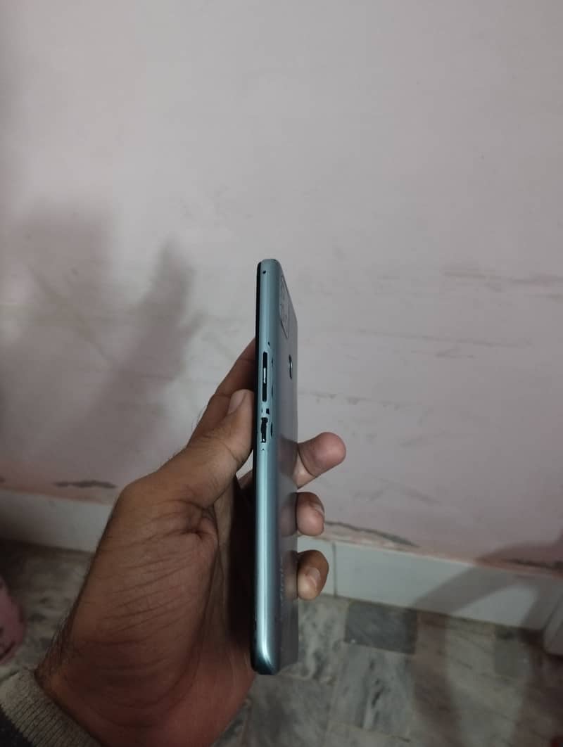 Infinix Hot 10i 4/128gb 1