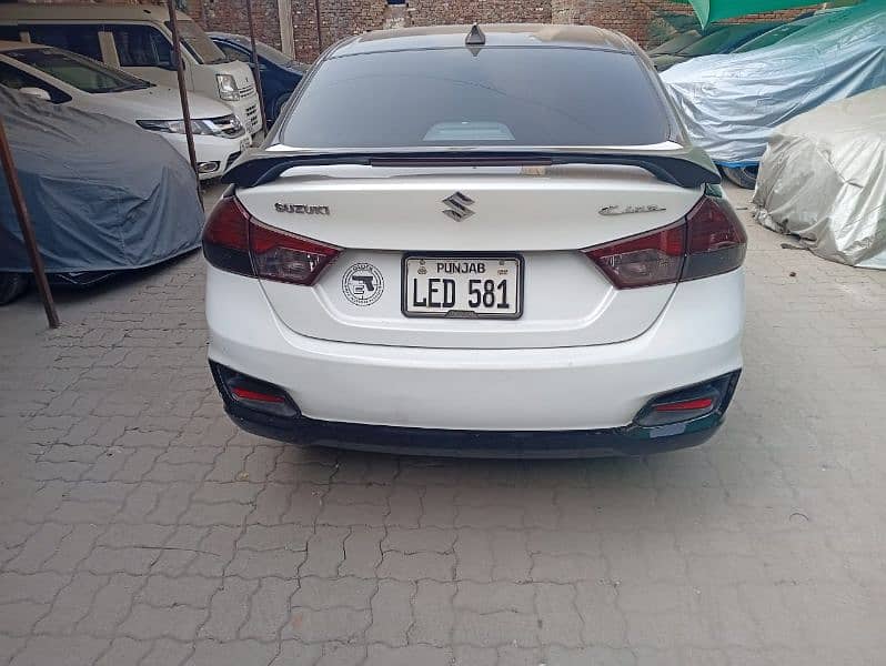 Suzuki Ciaz 2017 White Genuine Automatic 1