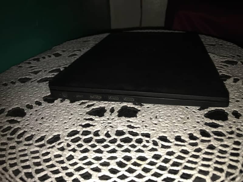 Dell Latitude 7490 | i5 8th Gen | 8GB RAM / 256GB SSD 1