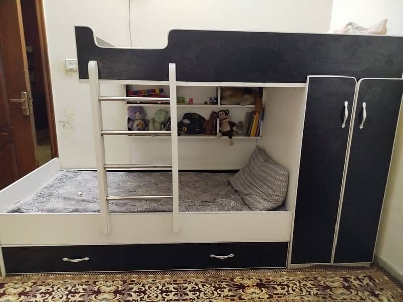 kids triple bunker bed 1