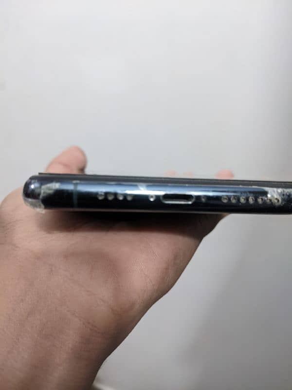 Iphone 11 Pro Max Good 8/10 Condition 2