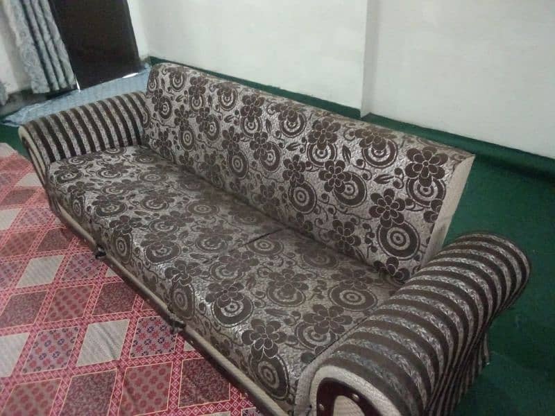 sofa come bed in good condition 0