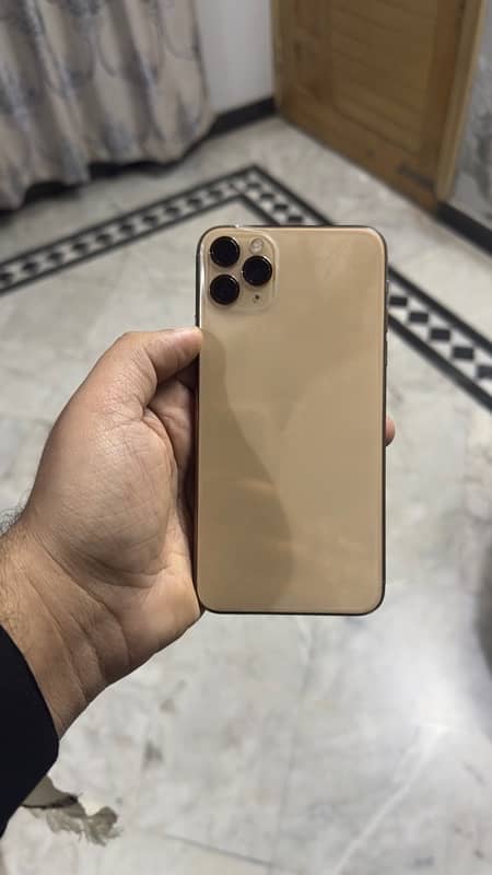 iPhone 11 Pro Max Non PTA 256gb with box 0