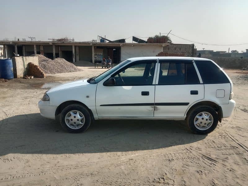 Suzuki Cultus 2012 1