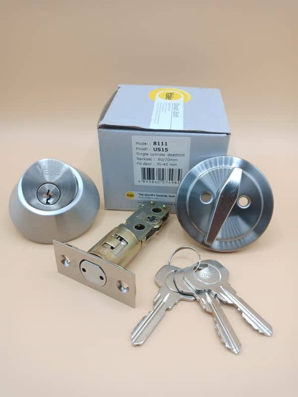 Yale Locks and Hardware 9