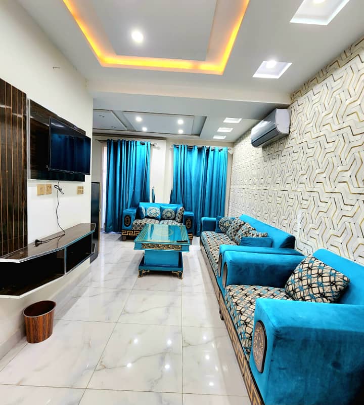 Luxury Furnished Flat Available on Daily Basis Rent 2