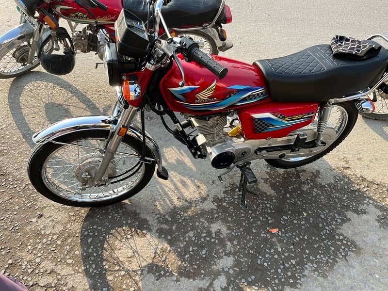 honda. 125 lush condition 8